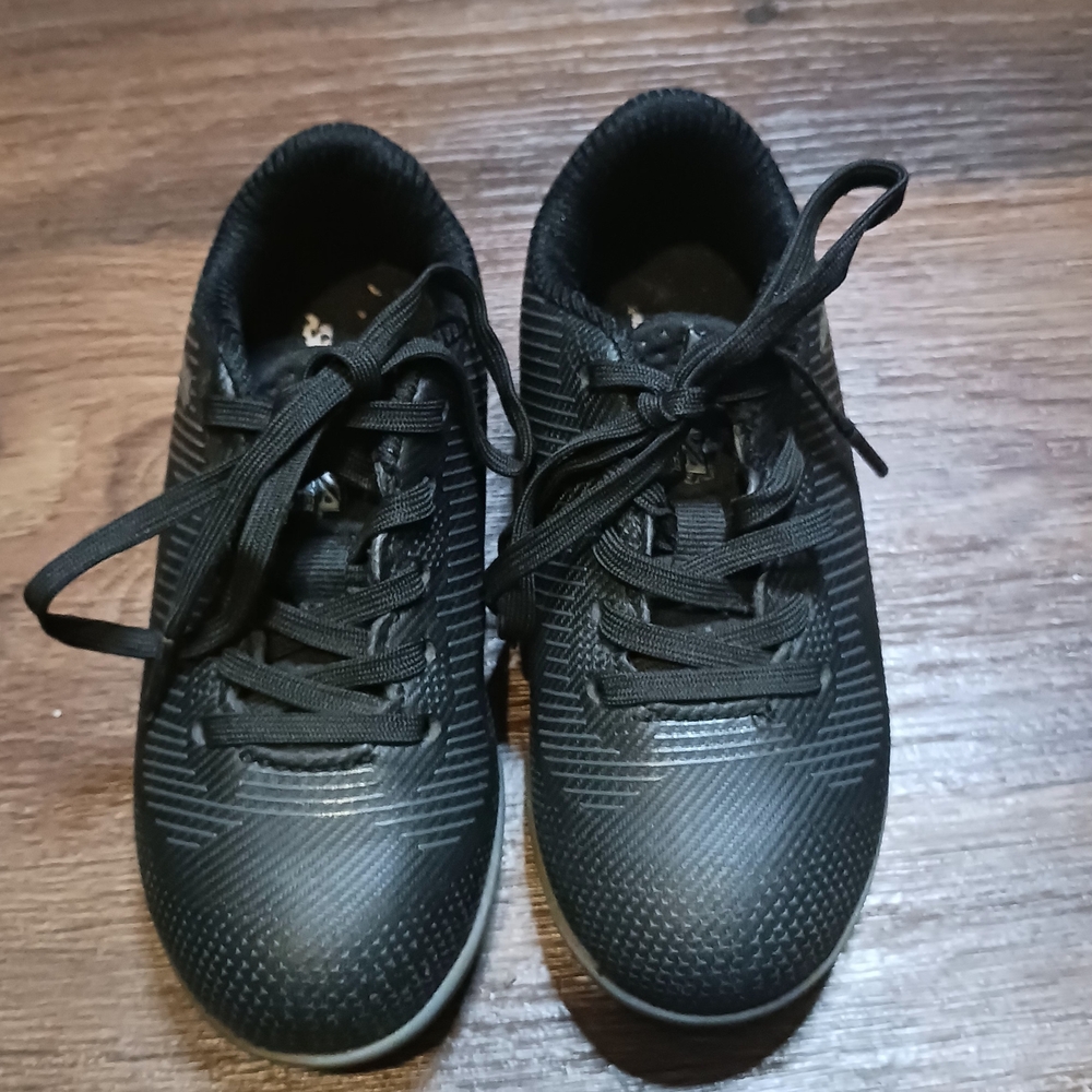 Youth Brava Soccer Shoes 11c Black